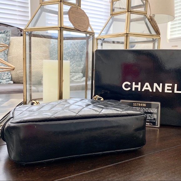 ❤️SOLD- Chanel Quilted Mini Matelasse CC Lambskin - Picture 5 of 12